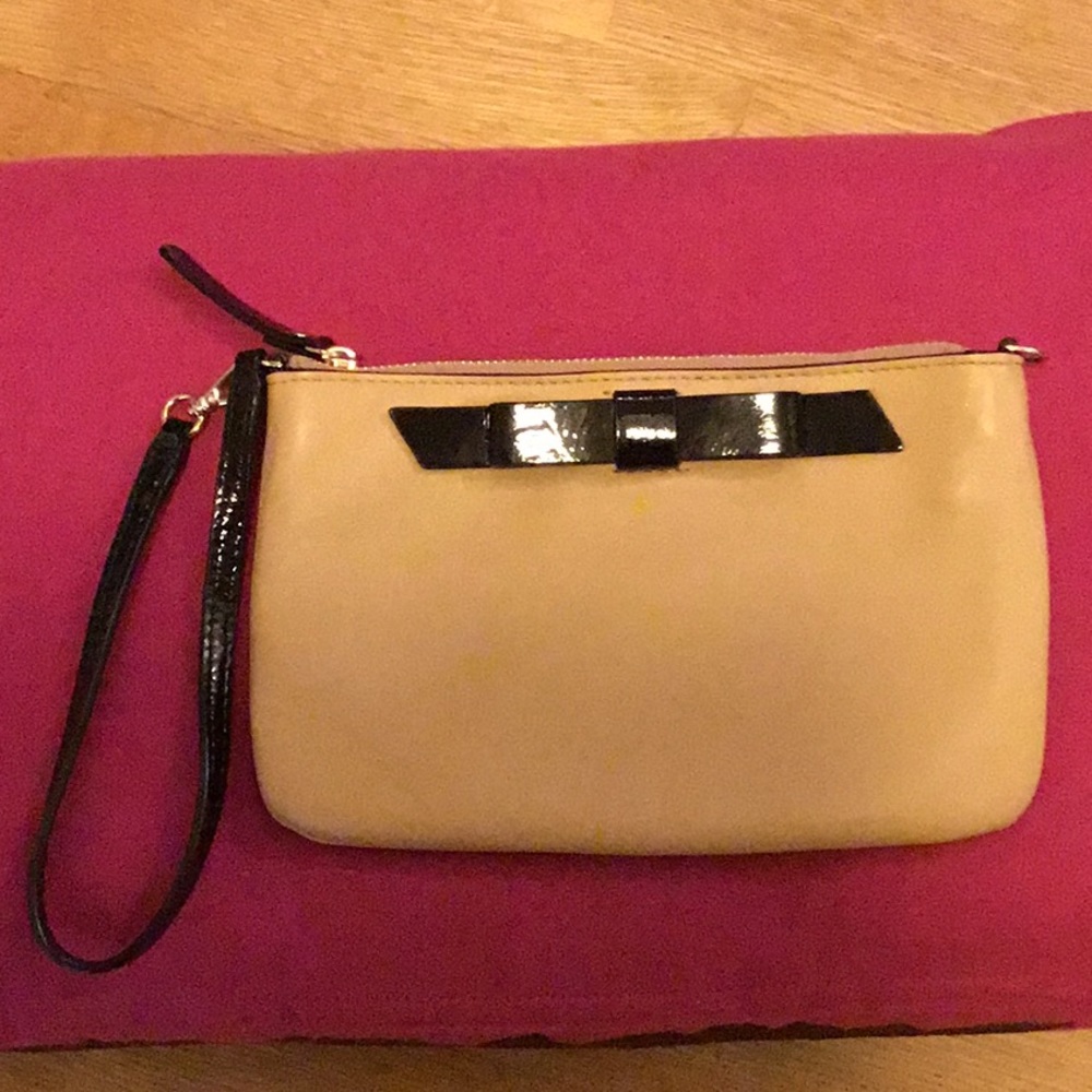 Kate Spade wristlet clutch